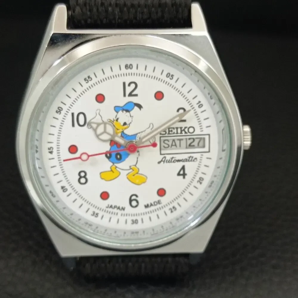 Vintage 1970 Disney Seiko Automatic Mens Silver Watch W/daydate & Donald accents